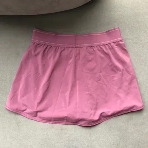 Alo Yoga Match Point Tennis Skirt Soft Mulberry M thumbnail 7