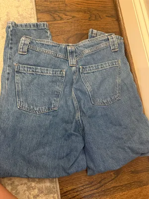 Topshop Mom Jeans High-Waisted thumbnail 3