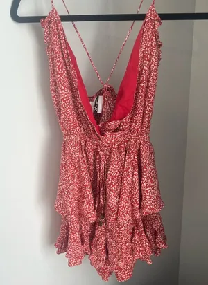 Romper Size M thumbnail 1