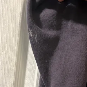 American eagle crewneck thumbnail 6