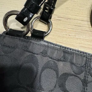 🛍❤️‍🔥 COACH black Signature Monogram Handbag Patent Leather Handle Large Tote thumbnail 10