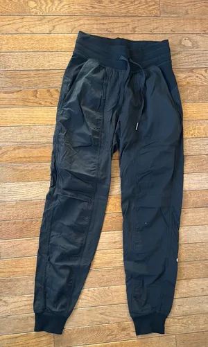 Lululemon Joggers Dance Studio thumbnail 1