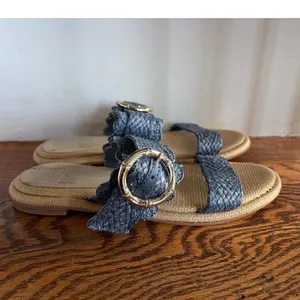 Dolce Vita Blue Woven Scalloped Buckle Slide Sandals Womens 8.5 Flat Summer Shoe thumbnail 7