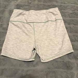 Reversible Sage Green Athletic Shorts Women’s Small Stretch Workout thumbnail 4