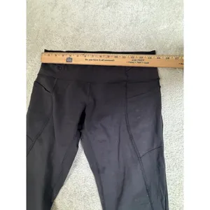 lululemon black leggings Size 8 ruched 25in Pockets thumbnail 8