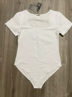 White Tee Bodysuit Size M thumbnail 1