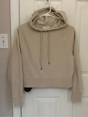 Universal Thread Cropped Pullover Hoodie in Beige thumbnail 2