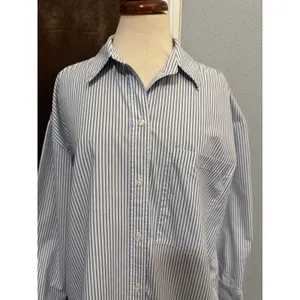 Abercrombie & Fitch Womens Oversized Shirt M Striped Button Down Blue White thumbnail 9