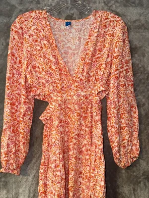 Old Navy Floral Cut-Out Long Sleeve Maxi Dress Size S thumbnail 3