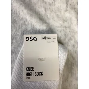 DSG‎ Womens Knee High Socks White Team Burgundy Striped Athletic Size M 5-10 NEW thumbnail 2