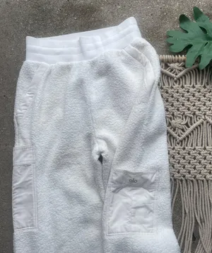 Alo Sherpa High Waist Sweatpants Size Small thumbnail 5