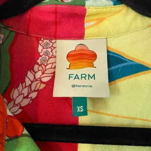 Farm Rio Colorful Floral Short Sleeve Button Down Shirt Tropical Women's size XS thumbnail 2
