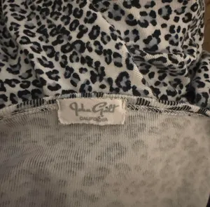 Brandy Melville Top thumbnail 3