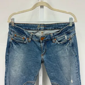 Y2K Vintage Marciano Low Rise Capri Jeans Stretch W30 thumbnail 3