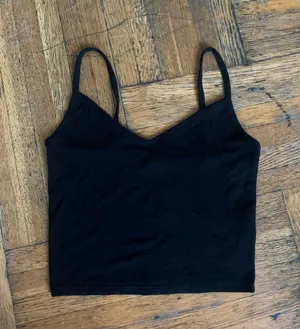 Forever 21 Black v neck crop top thumbnail 2