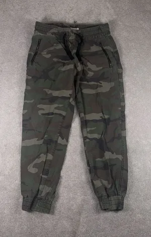 Aritzia TNA Alix Pant High-waisted Elastic Cuff Camo Joggers Size Medium thumbnail 1