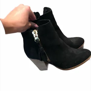 ✨ ALDO Women's Black Pausha Bootie✨ thumbnail 5
