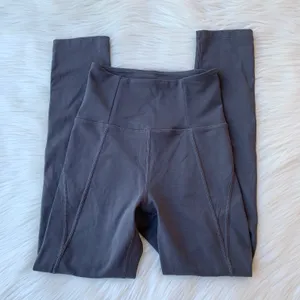x Econyl High Rise Cropped Leggings thumbnail 2