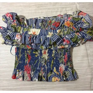 Voge small smocked crop top thumbnail 1