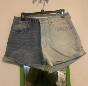 Mom Shorts thumbnail 1