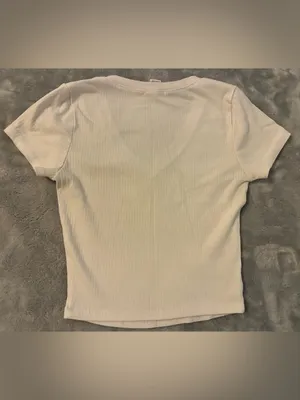 Women’s Bozzolo Brand Cozy Ribbed Cropped V-Neck Tee - White Size Medium thumbnail 3