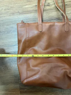 Universal Threads Brown Faux Leather Tote Shoulder Bag Zip Top Large Pocket Purse thumbnail 6