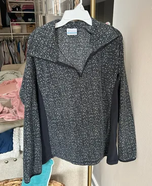 Columbia Pullover thumbnail 1