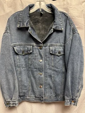 BEI BEI Women's XL Denim Truck Jacket Faux Fur Lining‎ Detach Collar NWOT thumbnail 1