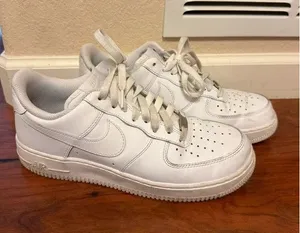 Nike Air Force 1 Triple White Sneakers Women’s 10 thumbnail 1