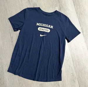 Nike Michigan tee shirt  thumbnail 1
