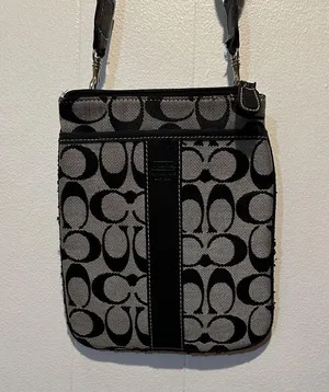 Coach cross body purse thumbnail 1