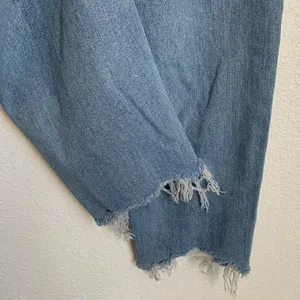 5/$25 American Eagle Distressed Raw Hem Straight Jeans Light Wash‎ thumbnail 3