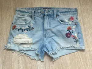 Abercrombie Fitch Blue Embroidered Floral Distressed Denim Shorts Women thumbnail 1