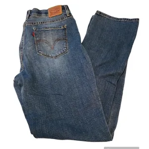Levi's Bootcut Jeans Dark Wash Denim Classic Fit Women's Size 10‎ thumbnail 2