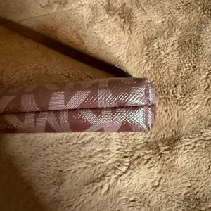 Michael Kors Jet Set Large Signature Wristlet Maroon. thumbnail 12