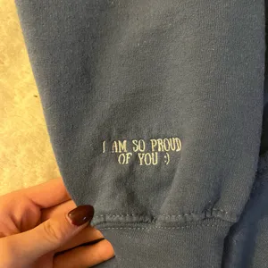 Gildan Kind Words Cost Nothing Hoodie thumbnail 3
