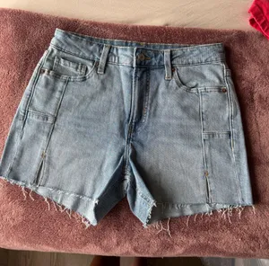 Old Navy Jean Shorts thumbnail 1