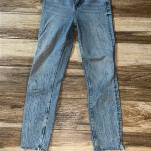 Zara blue straight denim jeans thumbnail 2