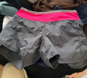 Lululemon Shorts thumbnail 1