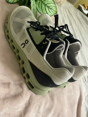 ON Cloudstratus Men's Gray Green Light Running Shoes Size 11 thumbnail 4