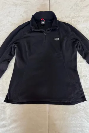 The North Face Women's Black Fleece 1/4 Zip Pullover thumbnail 2