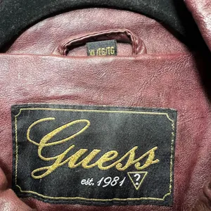 Guess Faux Leather‎ Moto Biker Jacket Quilted Burgundy XL thumbnail 2