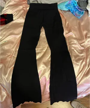 black flare leggings thumbnail 3