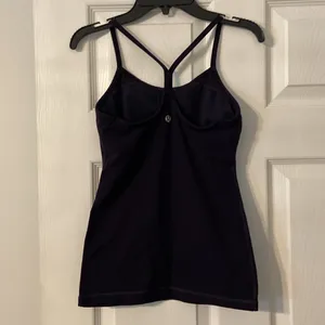Lululemon Top size S used but good condition length 21” bust 24” thumbnail 4