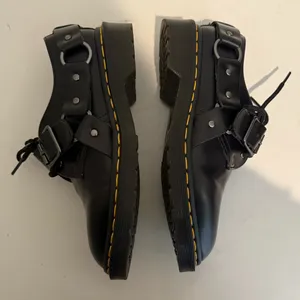 Dr. Martens Docs Henree Black Polished Smooth Leather Buckle Shoes Size 6 /EU 37 thumbnail 9