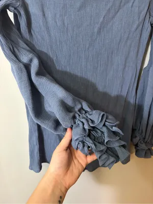 Cupio Slate Blue V-Neck‎ Textured Peasant Blouse thumbnail 4
