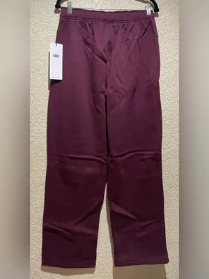 Alo Yoga NWT Accolade Straight Leg Sweatpants Burgundy Size M thumbnail 4