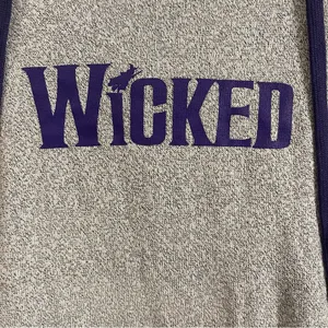 Wicked Broadway Musical Gray Purple Pullover Hoodie Medium thumbnail 6