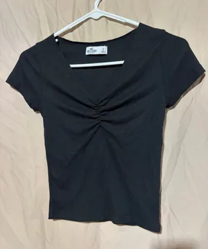 Hollister T-shirt thumbnail 1