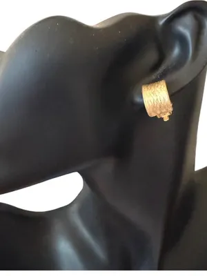Vintage Gold textured hoop Clip on earrings with feather-like pattern thumbnail 3